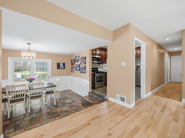 15 Summit Avenue, New City, NY 10956