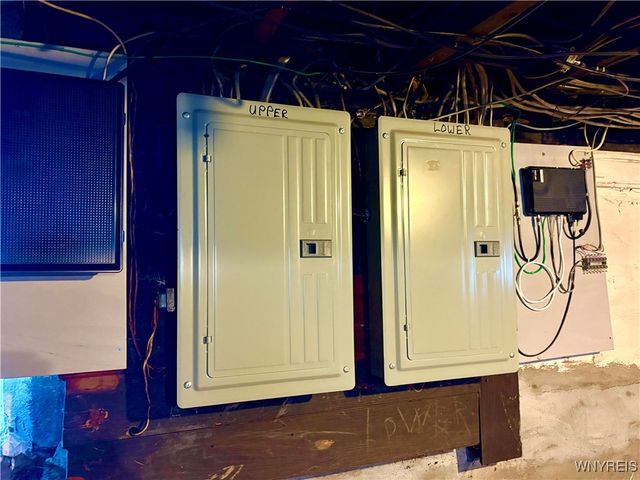 799 Center Road, West Seneca, NY 14224