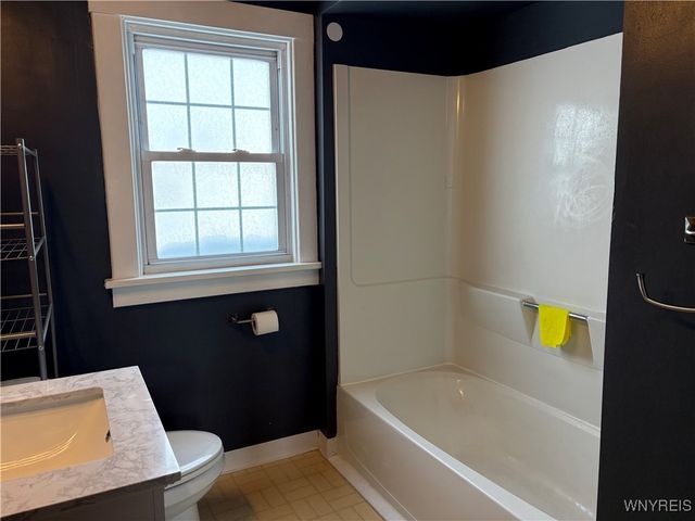 799 Center Road, West Seneca, NY 14224