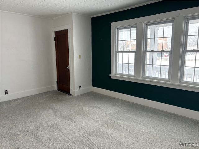 799 Center Road, West Seneca, NY 14224