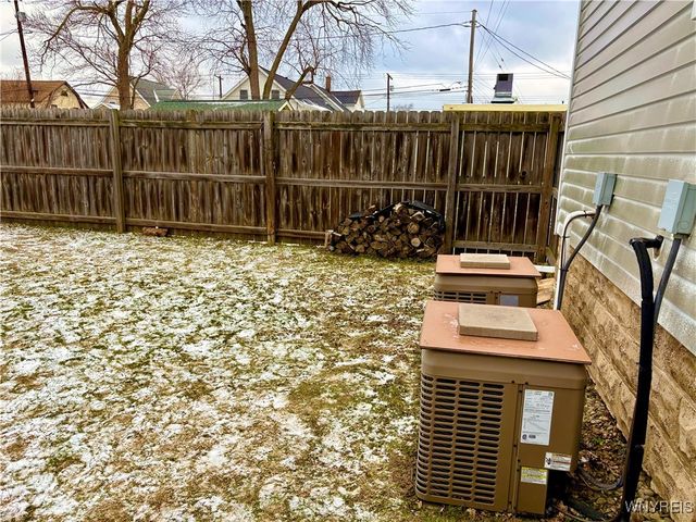 799 Center Road, West Seneca, NY 14224