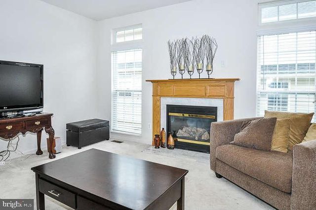 9910 EAST HILL DR, Lorton, VA 22079