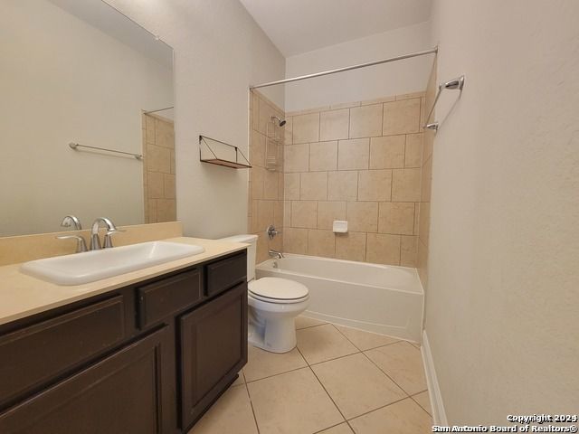 8225 Limerick Falls, San Antonio, TX 78263