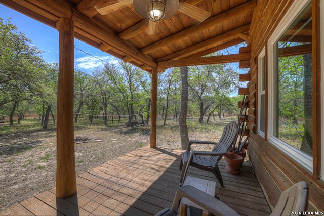 3165 Vivroux Ranch Rd, Seguin, TX 78155