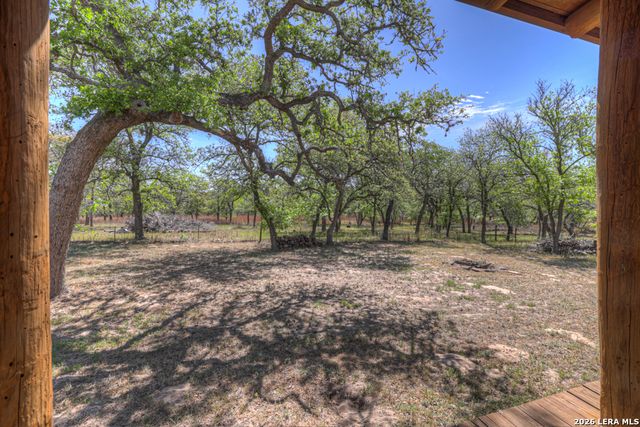3165 Vivroux Ranch Rd, Seguin, TX 78155