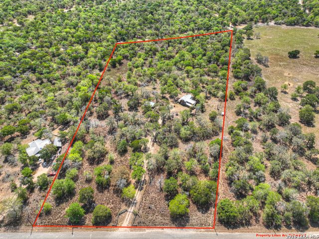 3165 Vivroux Ranch Rd, Seguin, TX 78155