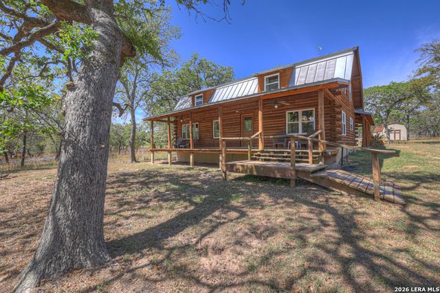 3165 Vivroux Ranch Rd, Seguin, TX 78155