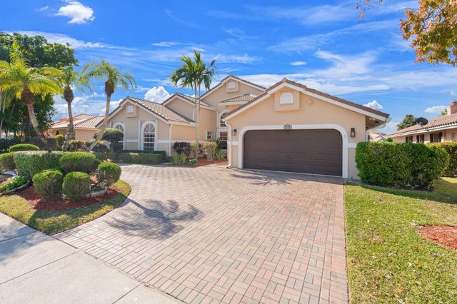 9938 N Springs Way, Coral Springs, FL 33076