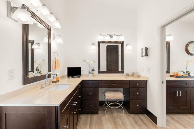 9938 N Springs Way, Coral Springs, FL 33076