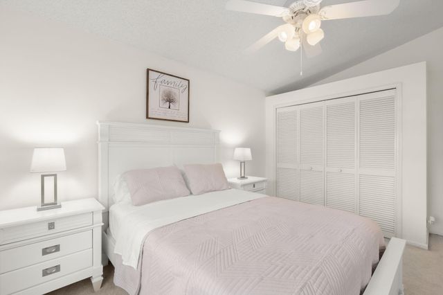 9938 N Springs Way, Coral Springs, FL 33076