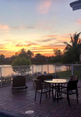 9938 N Springs Way, Coral Springs, FL 33076