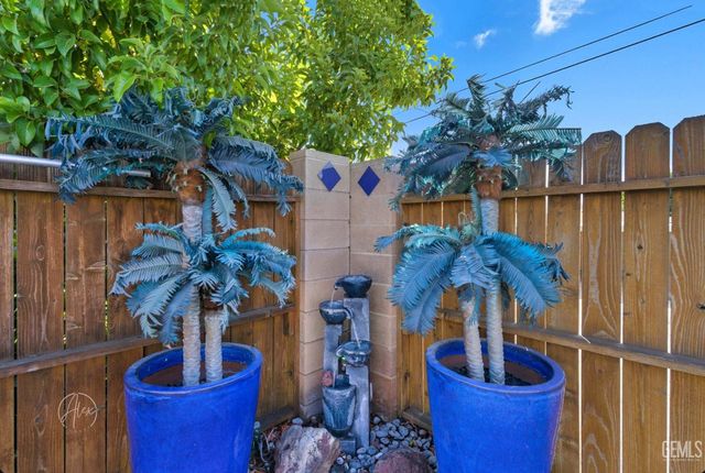 1014 3rd Street, Taft, CA 93268