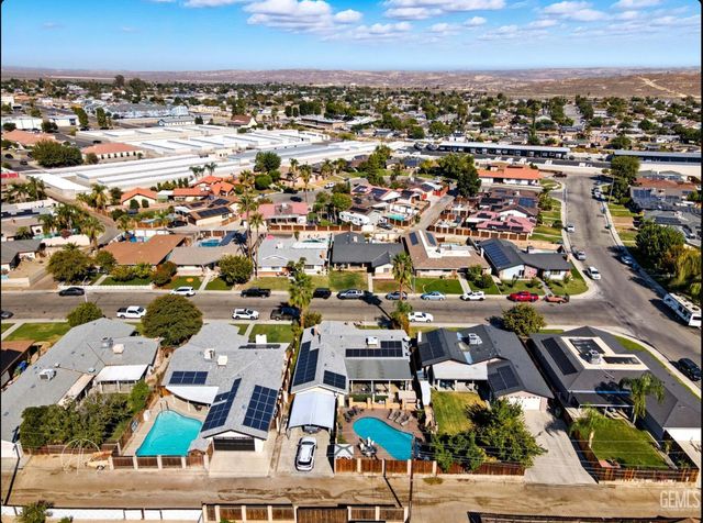 1014 3rd Street, Taft, CA 93268