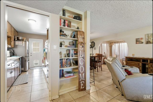 1014 3rd Street, Taft, CA 93268