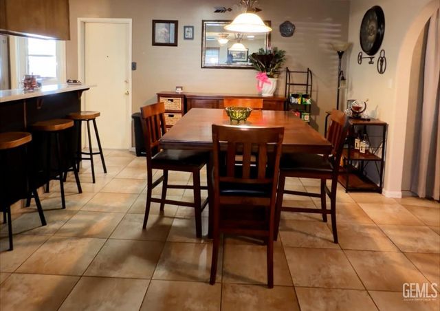 1014 3rd Street, Taft, CA 93268