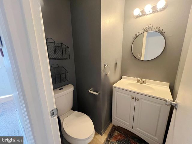 14 HERON CT, Voorhees, NJ 08043