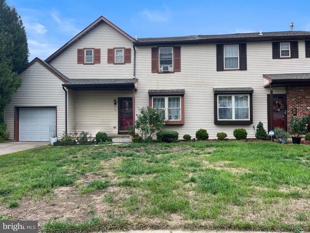 14 HERON CT, Voorhees, NJ 08043