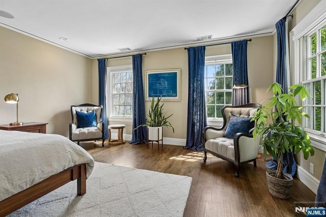 36 Edgemont Road, Montclair, NJ 07042