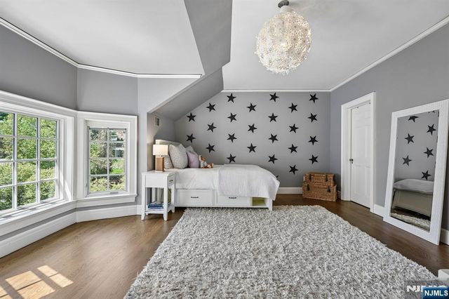 36 Edgemont Road, Montclair, NJ 07042