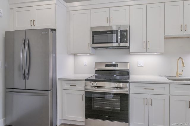 124 S Main Street, Florida, NY 10921