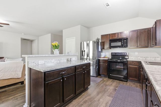 69 Dunnaway Drive, Austin, AR 72007