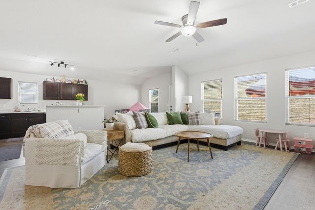 69 Dunnaway Drive, Austin, AR 72007