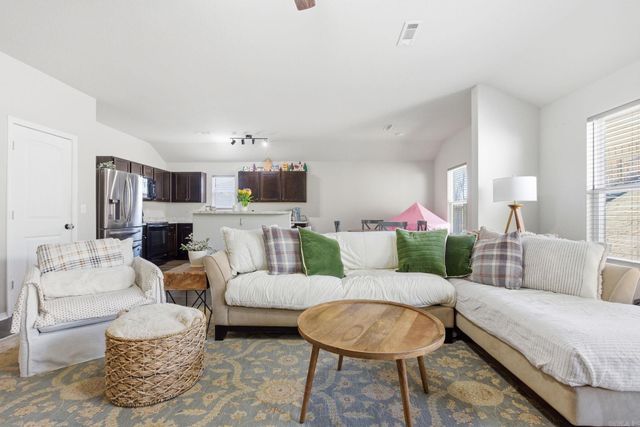 69 Dunnaway Drive, Austin, AR 72007