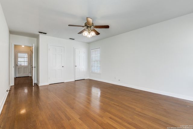 2301 W MULBERRY AVE, San Antonio, TX 78201