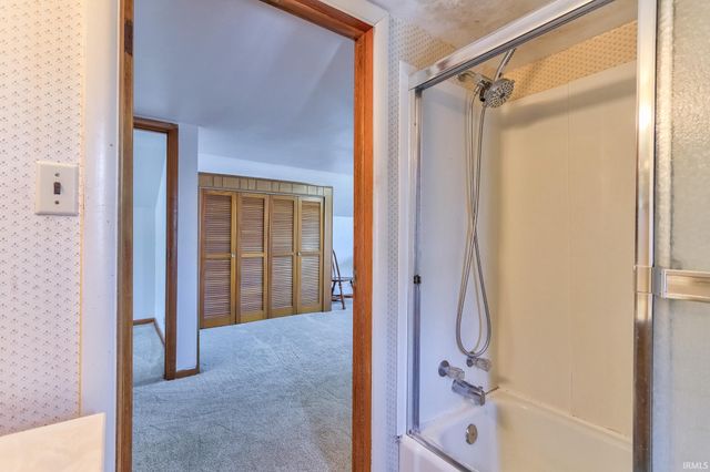 2624 Edgewood Drive, Evansville, IN 47712