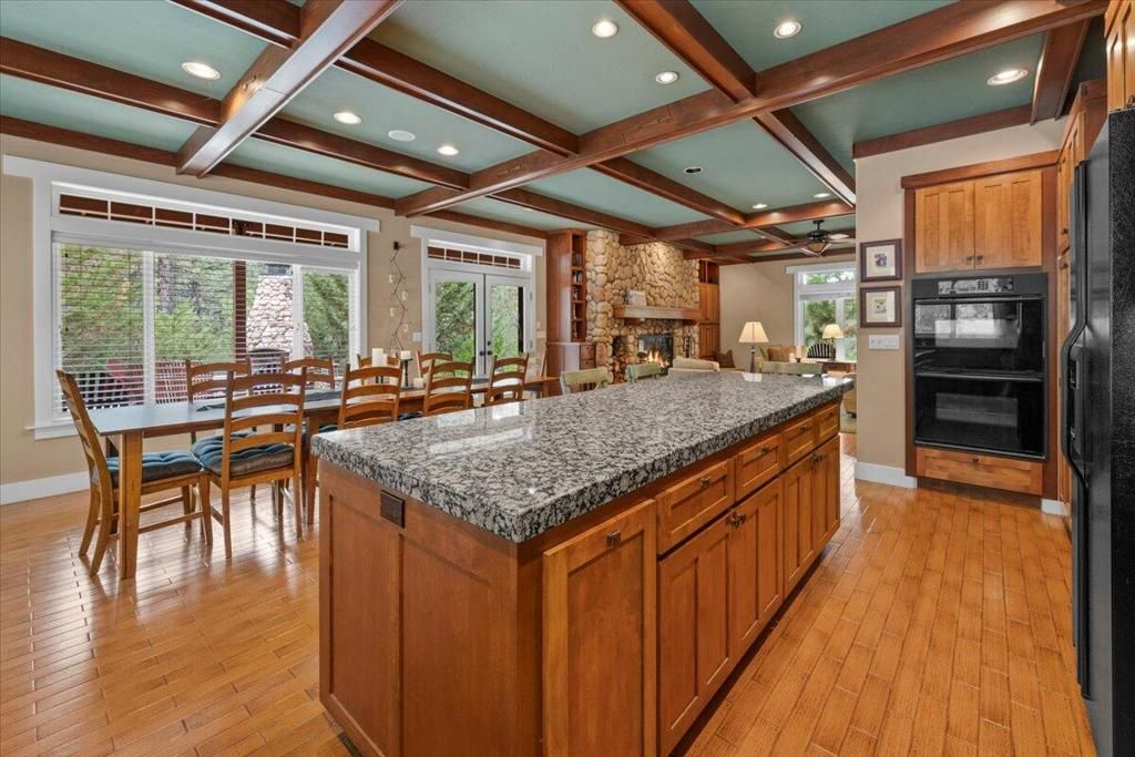 Image 18 of property listing at 1924 Shady Lane, Big Bear City, CA 92314