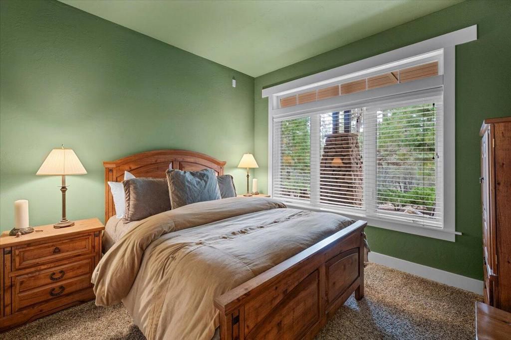 Image 36 of property listing at 1924 Shady Lane, Big Bear City, CA 92314