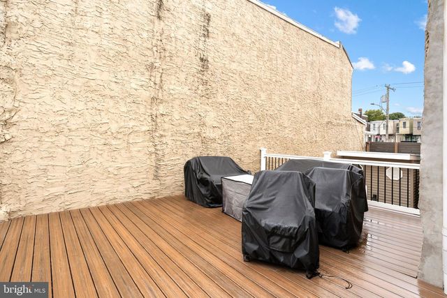1609 E HUNTING PARK AVE, Philadelphia, PA 19124