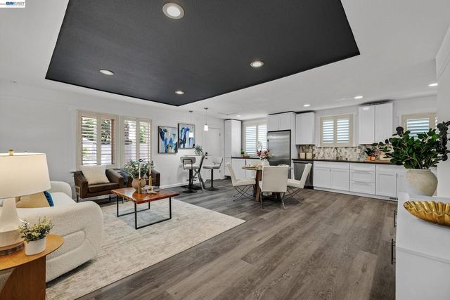 1225 Richard Pl, Hayward, CA 94541