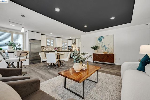 1225 Richard Pl, Hayward, CA 94541