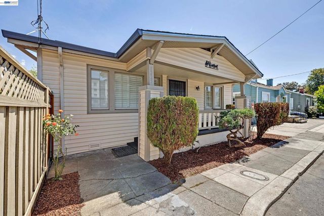 1225 Richard Pl, Hayward, CA 94541