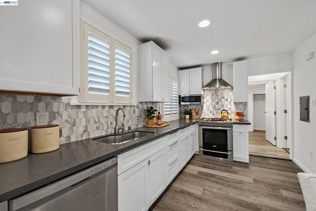 1225 Richard Pl, Hayward, CA 94541