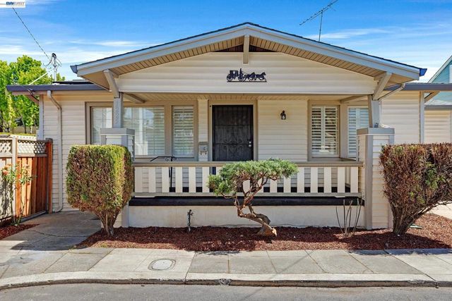1225 Richard Pl, Hayward, CA 94541