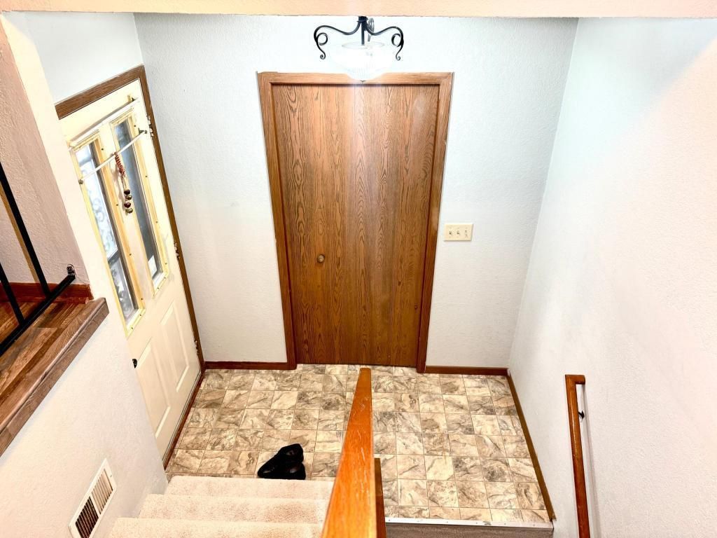 2129 49th Way E, Inver Grove Heights, MN 55077 — photo 2