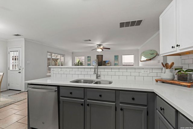 11911 Ghostbridge, Helotes, TX 78023