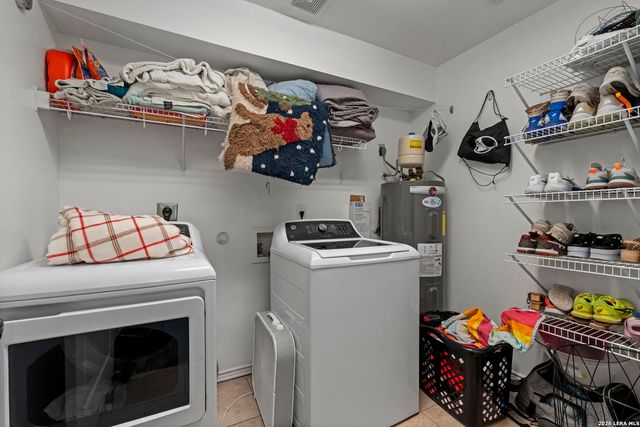 11911 Ghostbridge, Helotes, TX 78023