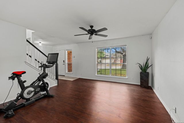 11911 Ghostbridge, Helotes, TX 78023