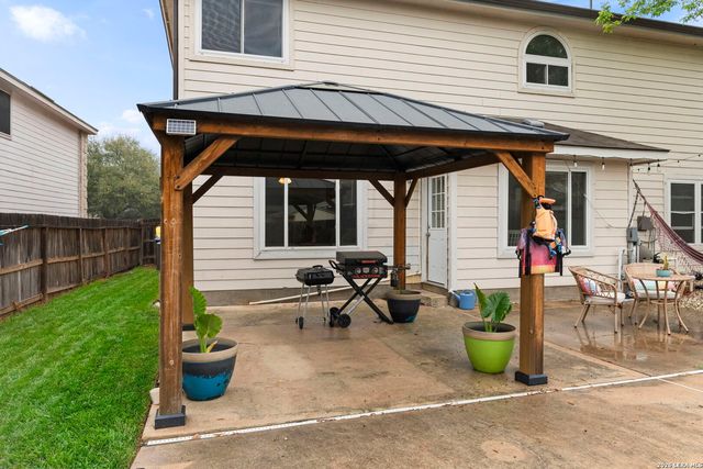 11911 Ghostbridge, Helotes, TX 78023