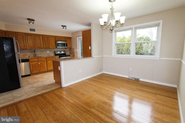 617 RENZ ST, Philadelphia, PA 19128