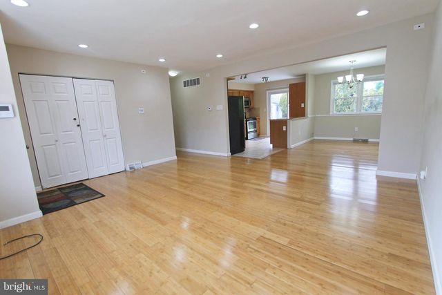 617 RENZ ST, Philadelphia, PA 19128