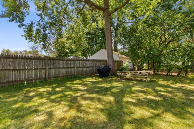 135 Dover Road, West Hartford, CT 06119