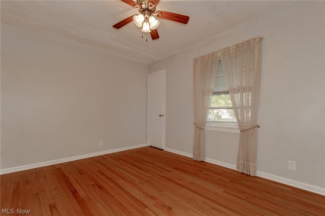 1752 Brainard Road, Lyndhurst, OH 44124