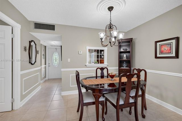 3501 NW 47th Avenue 507, Lauderdale Lakes, FL 33319