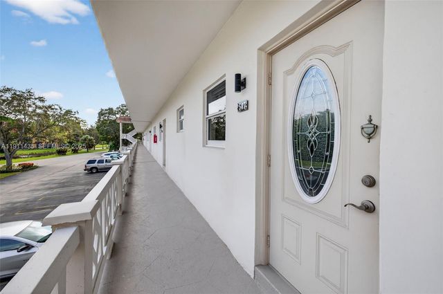 3501 NW 47th Avenue 507, Lauderdale Lakes, FL 33319