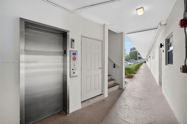3501 NW 47th Avenue 507, Lauderdale Lakes, FL 33319