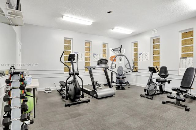 3501 NW 47th Avenue 507, Lauderdale Lakes, FL 33319